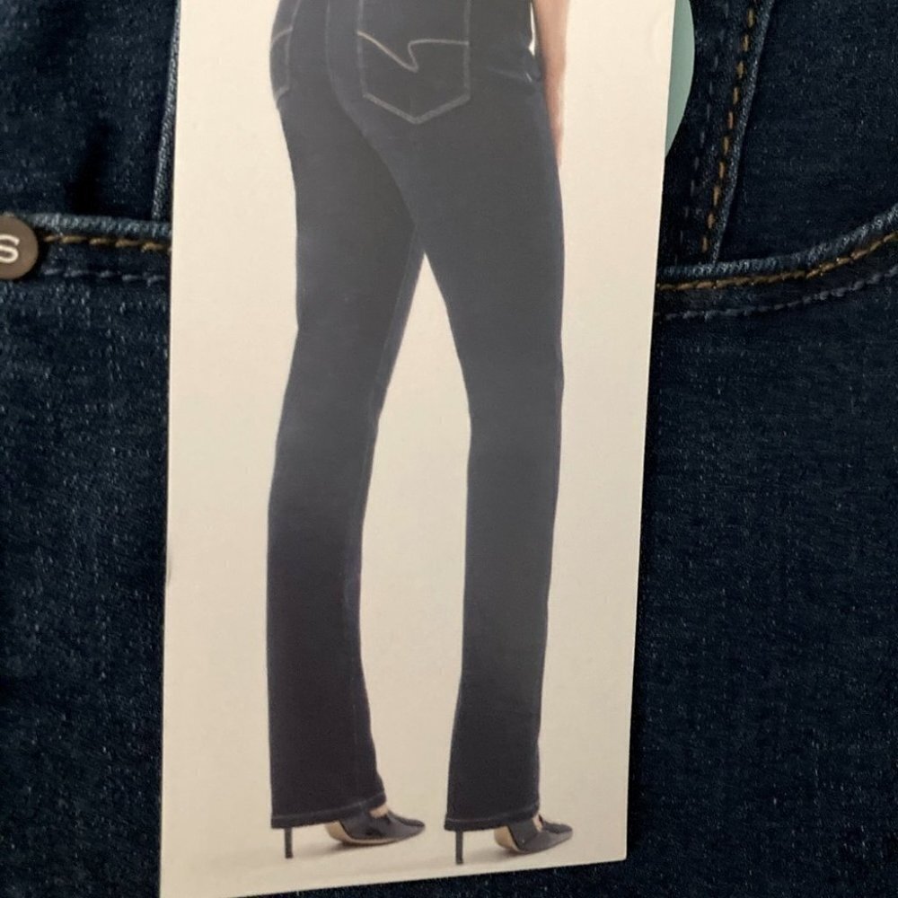 SANTANA Sz 34 x 30  Straight Leg Jeans NWT